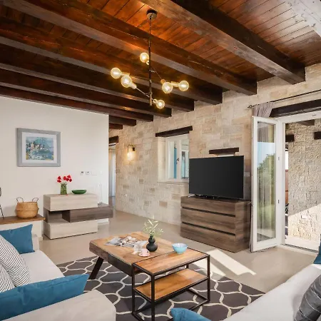 Grando Ii By Interhome Casa de Férias Mofardini