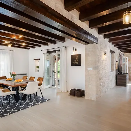 度假居 Grando Ii By Interhome *