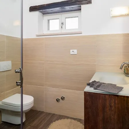 Grando Ii By Interhome Mofardini