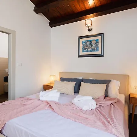 Grando Ii By Interhome Mofardini