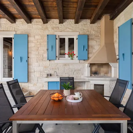 Vikendica Grando Ii By Interhome Mofardini