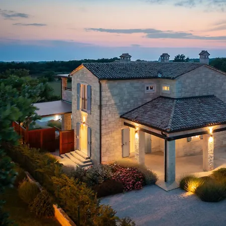 Grando Ii By Interhome * Mofardini