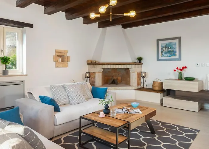 Vikendica Grando Ii By Interhome Mofardini