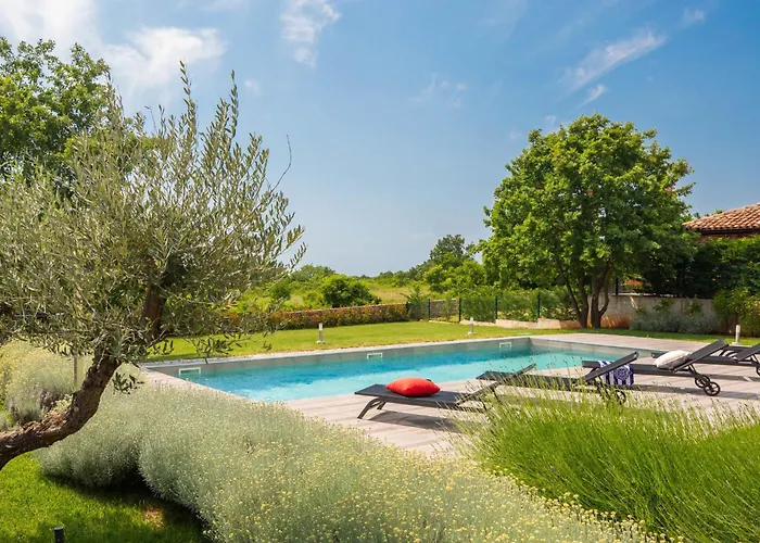 Vikendica Grando Ii By Interhome Mofardini