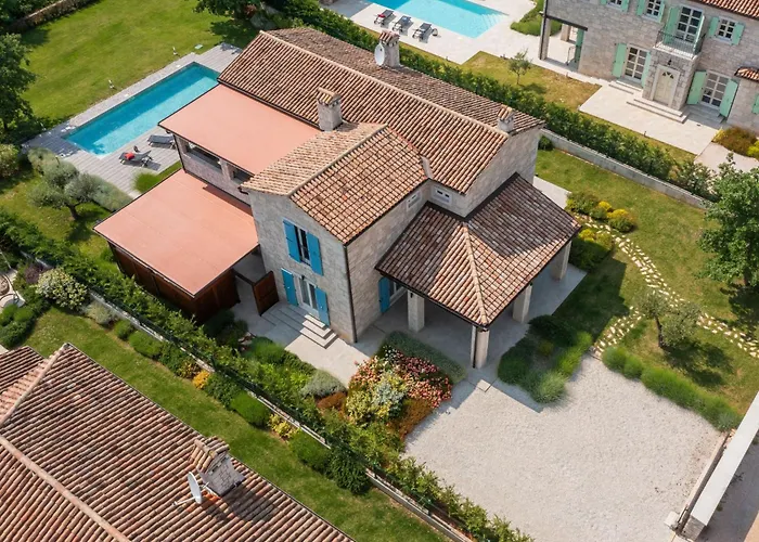 Grando Ii By Interhome Vikendica